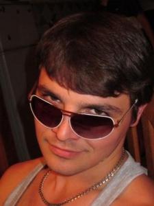 tom.jpg